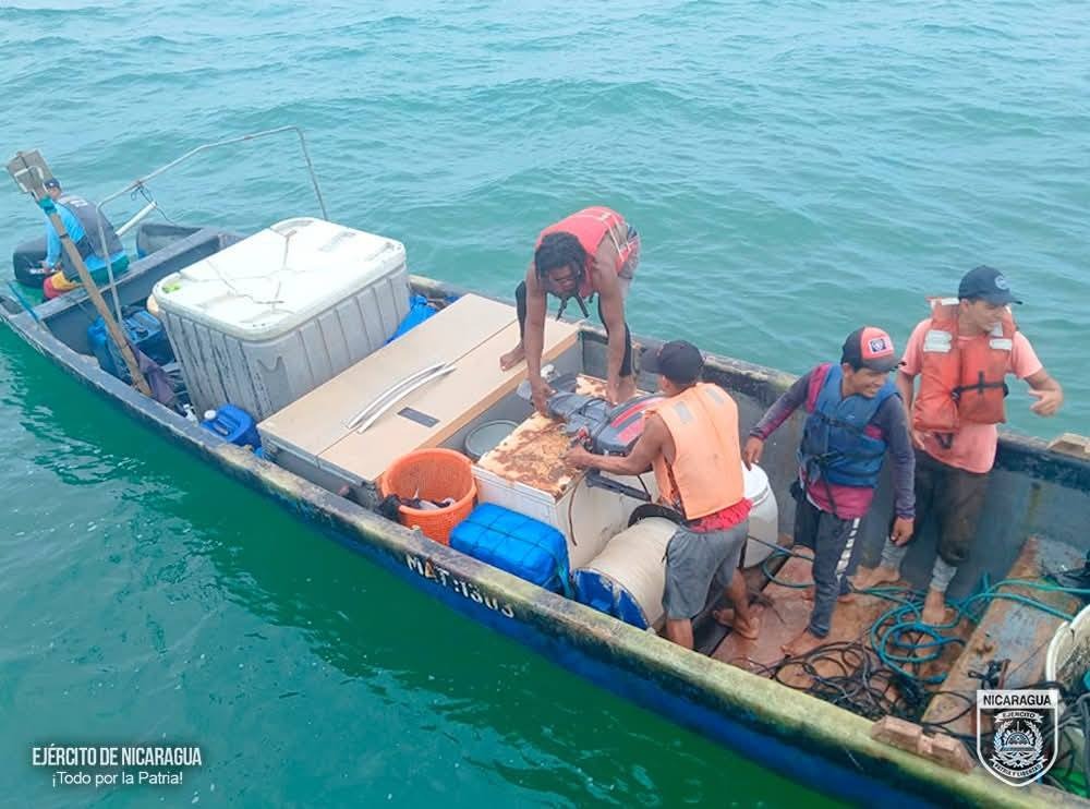 Rescatados cinco tripulantes en el Caribe Sur de Nicaragua