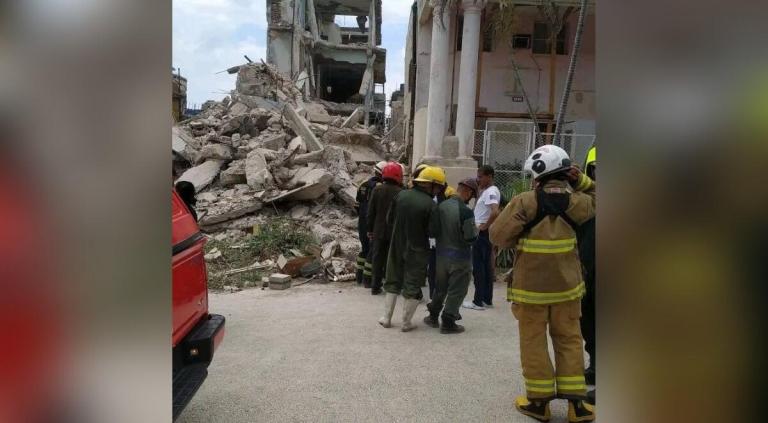 Derrumbes causados por intensas lluvias dejan 4 muertos en La Habana, Cuba