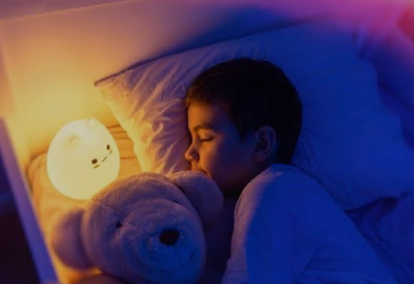 Dormir con luz encendida provoca infartos