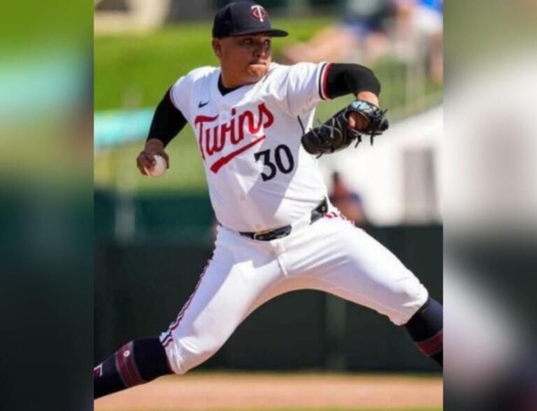 Erasmo Ramírez con los Twins