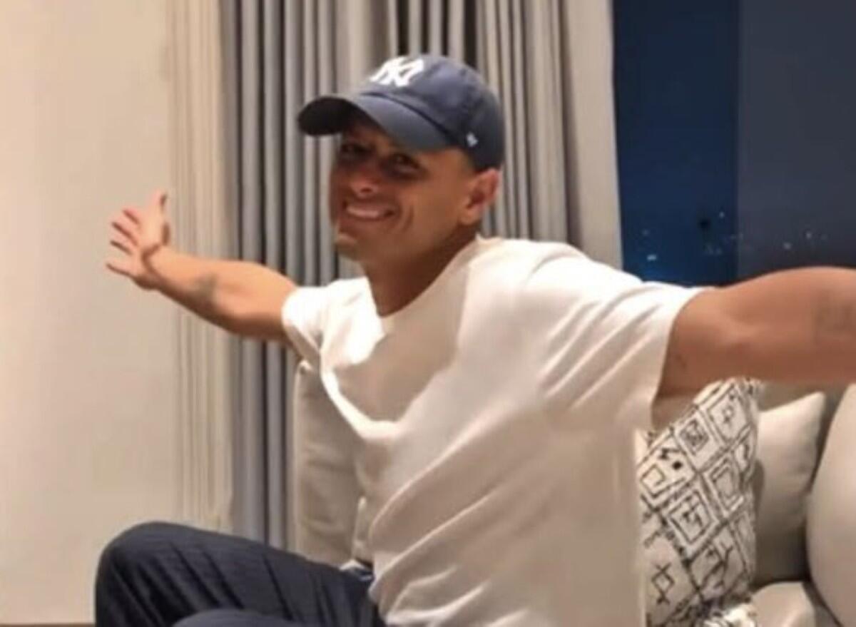 Controversia por los comentarios machistas de Chicharito