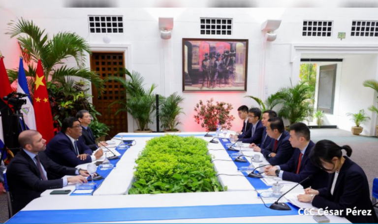 Cancillería de Nicaragua recibe visita del director para América Latina y el Caribe del Ministerio de Relaciones Exteriores de China