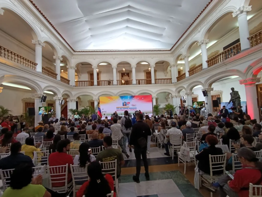 Foro Internacional «Por una Humana Humanidad: Cumbre de los Pueblos por la Paz y Contra la Guerra» en Venezuela