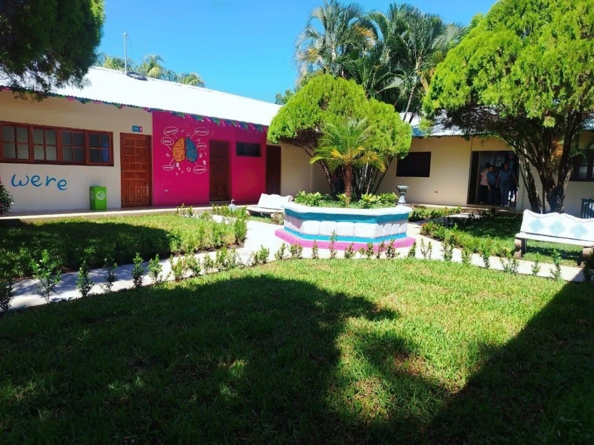 Nuevo centro de idiomas en Chinandega para jóvenes