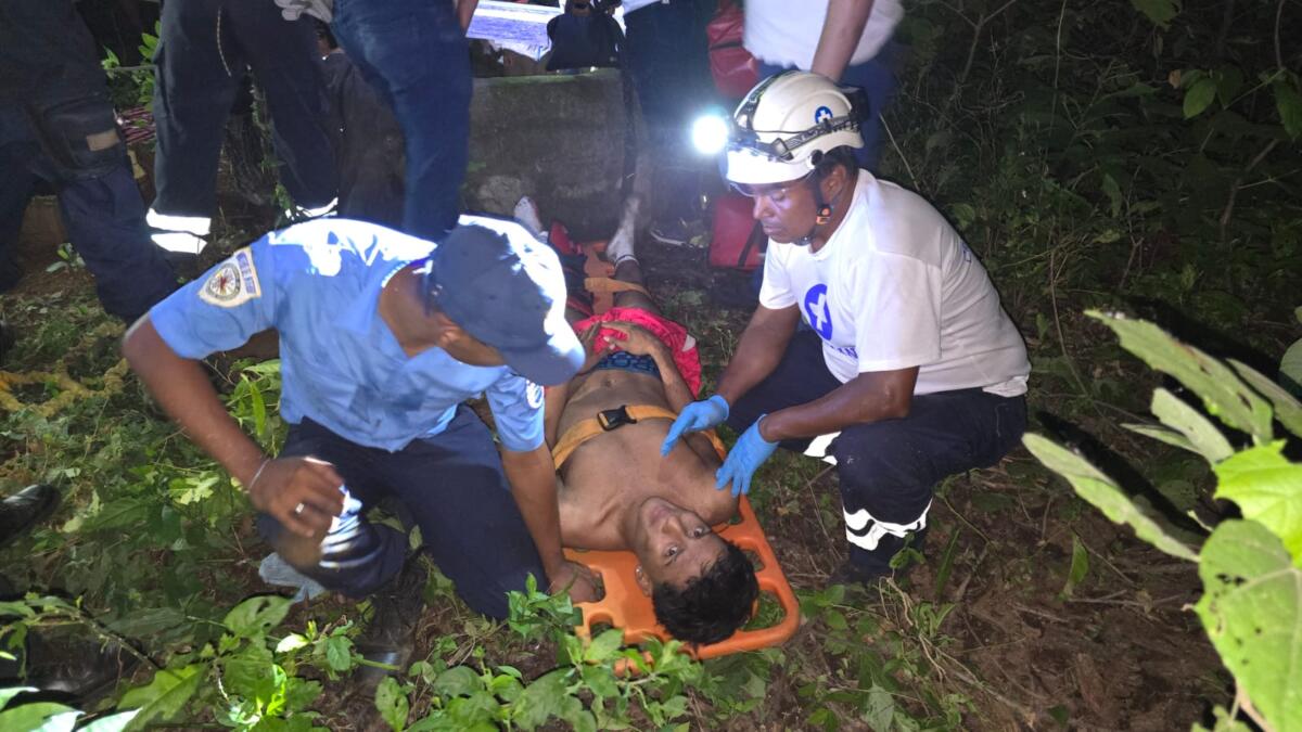 Rescate milagroso: Emilio Romero sale del pozo en León