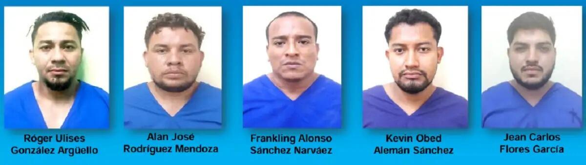 Integrantes de la banda Los Doncitos