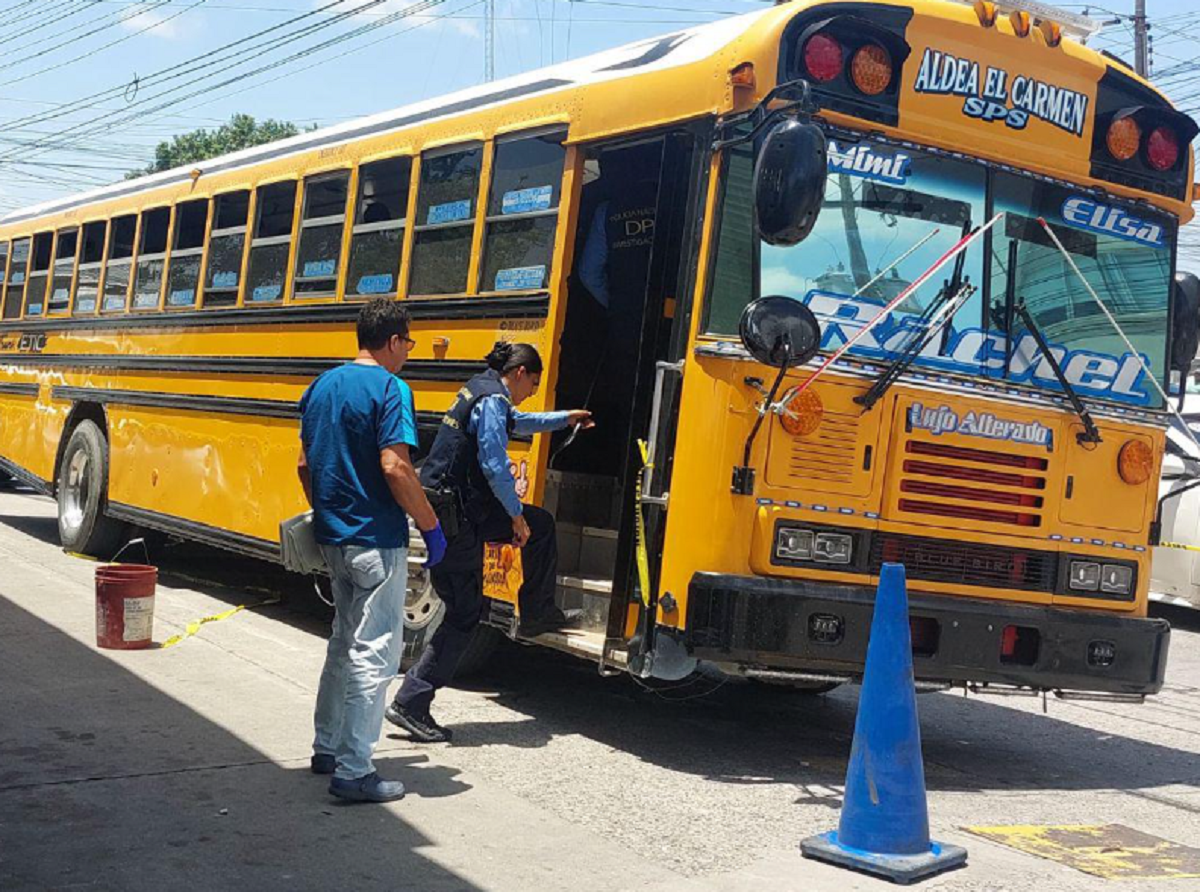 Recién nacido es hallado muerto