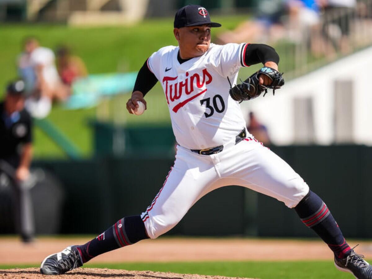 Erasmo Ramírez brilla en su debut con los Gemelos