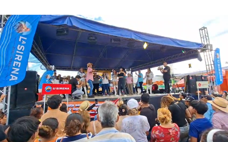 Tu Nueva Radio Ya, con el «Staff más querido del pueblo», anima gala hípica en honor a Santo Domingo de Guzmán