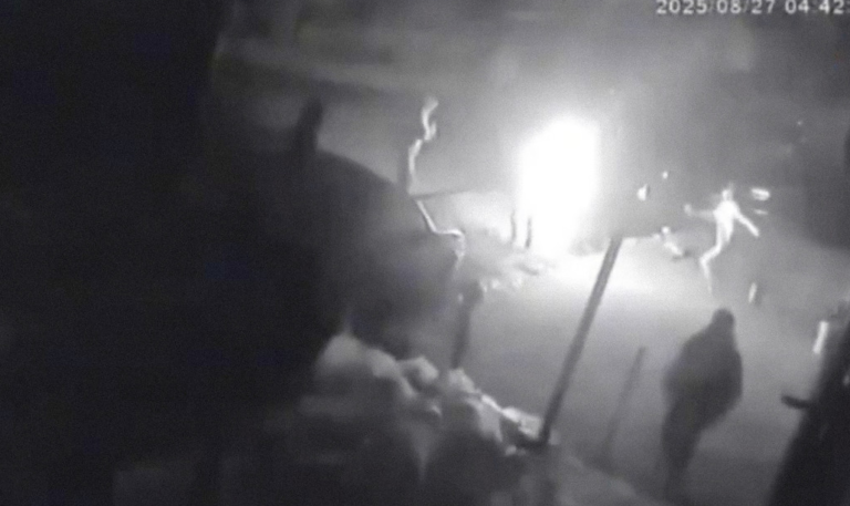 Mata a su expareja prendiéndole fuego en plena calle en Argentina