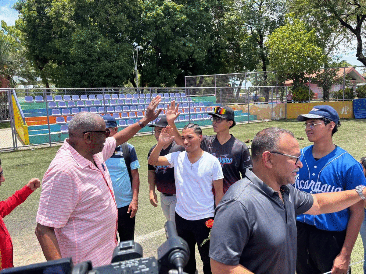 Dusty Baker en Nicaragua: Un homenaje a Roberto Clemente