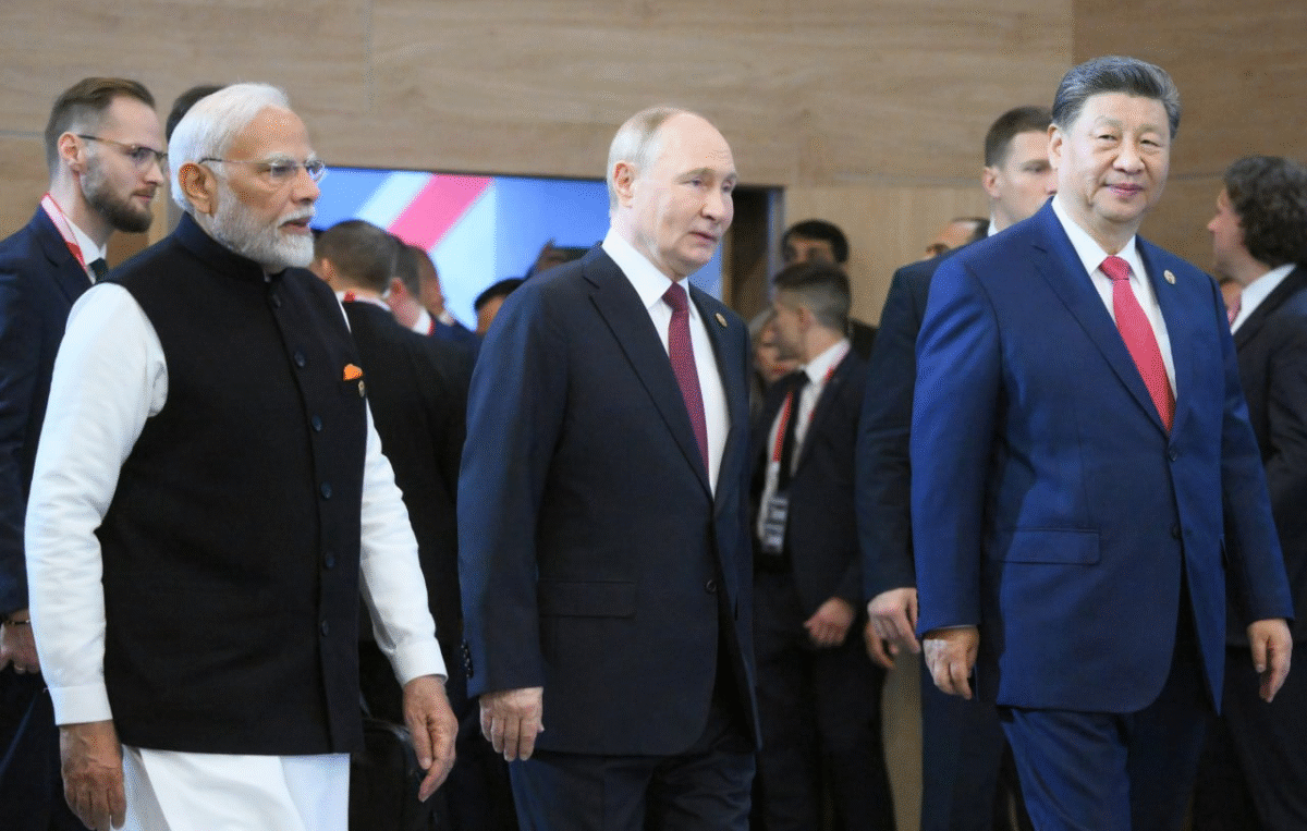 El encuentro de los tres líderes de China, India y Rusia en la cumbre de la Organización de Cooperación de Shanghái (OCS) envía una fuerte señal de unidad