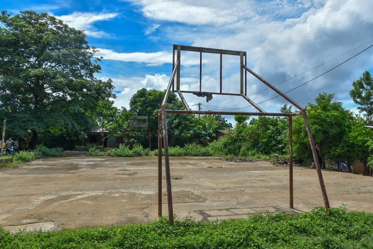 Rehabilitación de la cancha en Apataco: deporte y convivencia