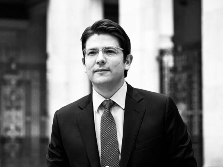 Muere el senador Miguel Uribe Turbay dos meses después de sufrir atentado en Colombia