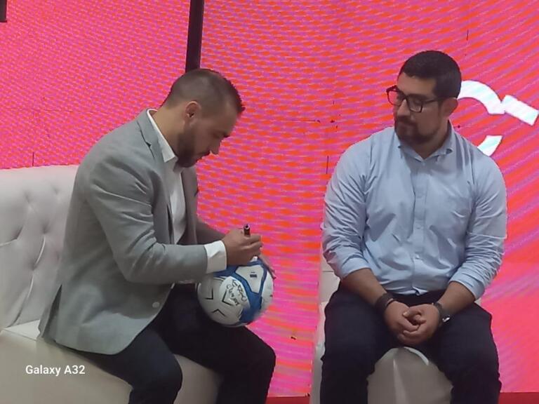 Claro Nicaragua renueva alianza con Liga Primera de fútbol