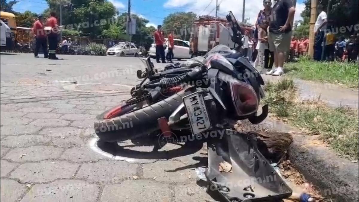 El motociclista Yerson José Bravo García muere tras colisión frontal con taxi en carretera Granada-Masaya