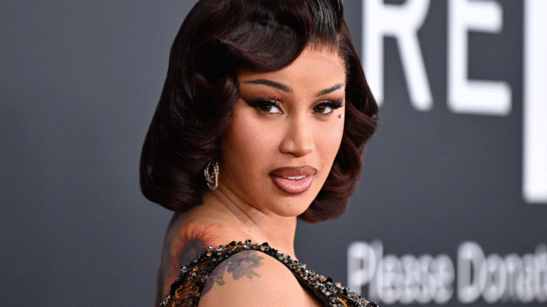 Cardi B es absuelta en juicio por agresión y advierte que contrademandará