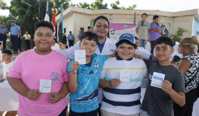 Inicia Campaña Nacional de Vacunación contra el VPH en niños
