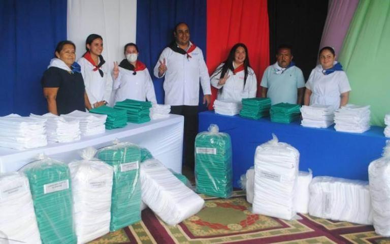 Gobierno Sandinista entrega ropa hospitalaria a 77 hospitales del país