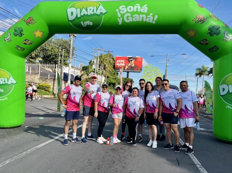 LOTO se suma al mes rosa corriendo por la vida de las mujeres nicaragüenses