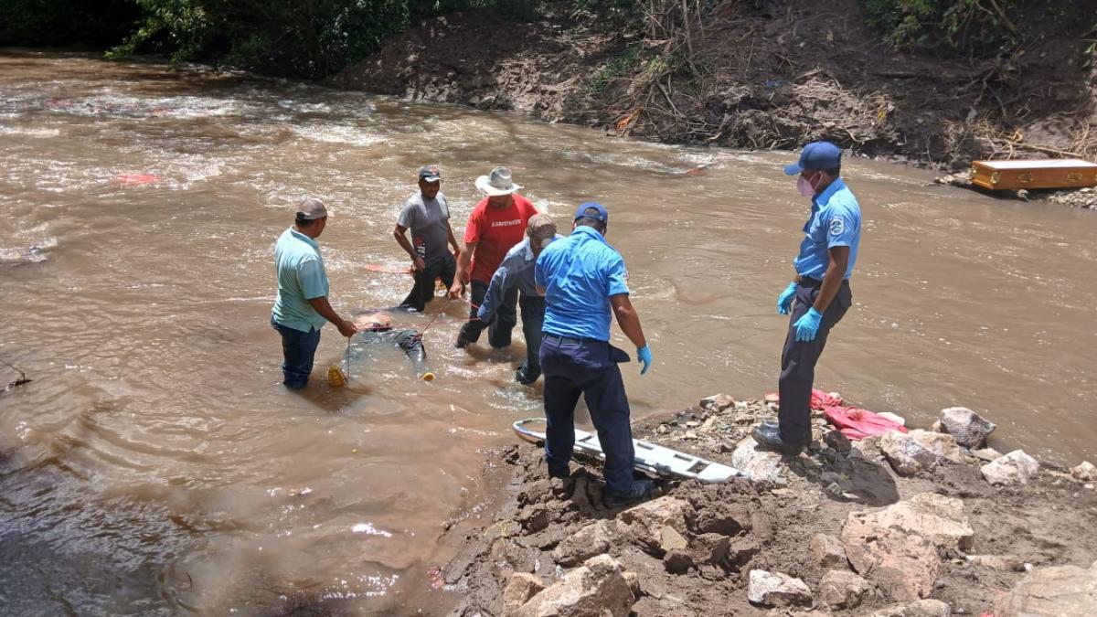 Policía investiga hallazgo de cuerpo en río de Chontales