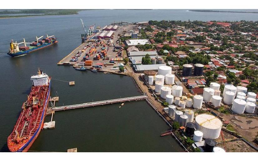 Puertos nacionales mueven 195 mil toneladas en septiembre