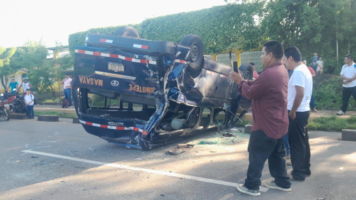 Accidente de bus en Masaya deja 10 pasajeros lesionados