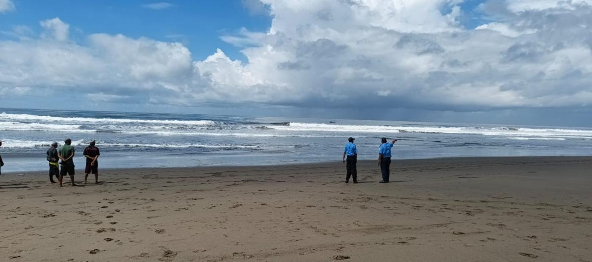 Búsqueda de dos bañistas desaparecidos en Poneloya