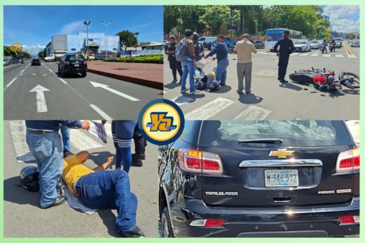 Accidente en Cancillería: motorista herido al ser impactado
