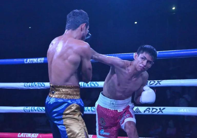 Aarón de la Cruz brilla con otro nocaut espectacular