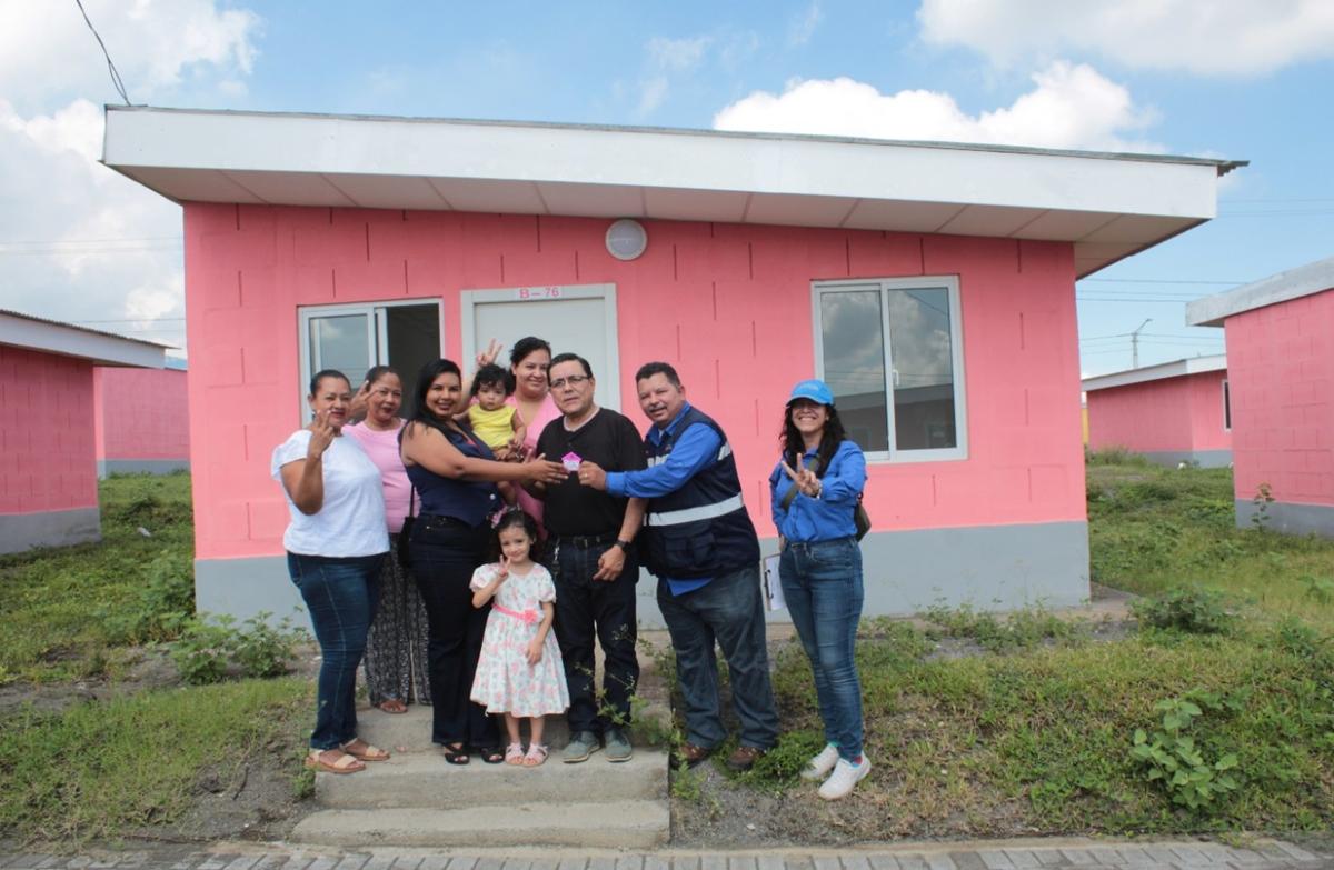 INVUR entrega viviendas dignas en Nuevas Victorias