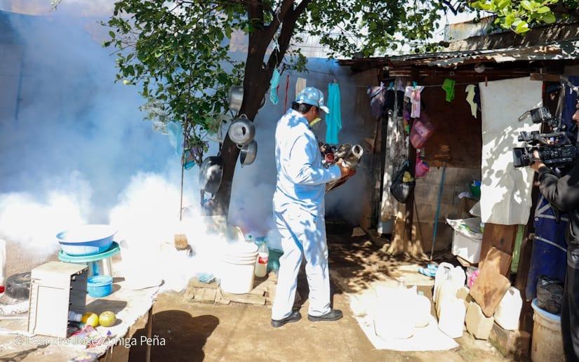 MINSA refuerza fumigación contra el dengue en Managua