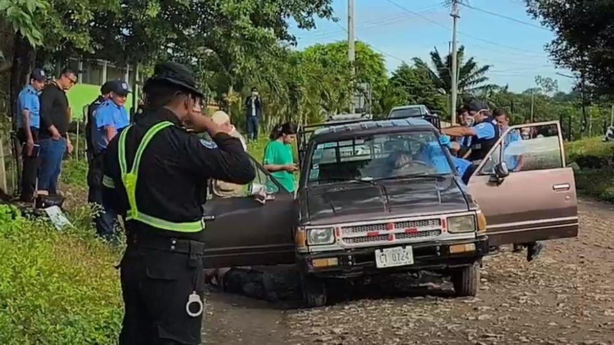 Hallan fallecido a conductor en carretera de Juigalpa