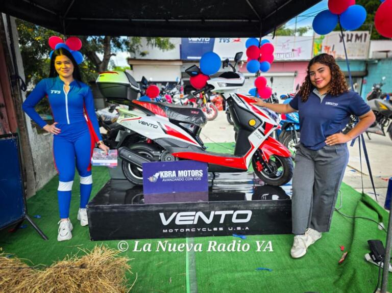 Tu Nueva Radio YA y Kbra Motors presentan moto de tus sueños que te espera en el Fiestón Navideño 2025