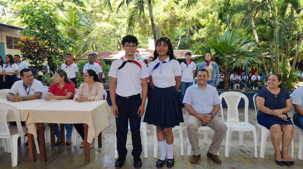 Bonos presidenciales impulsan la juventud nicaragüense
