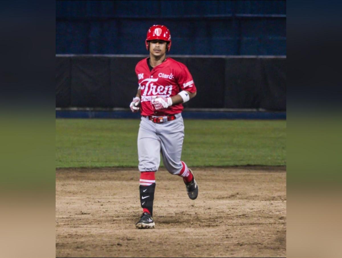 El pelotero cubano Raico Santos