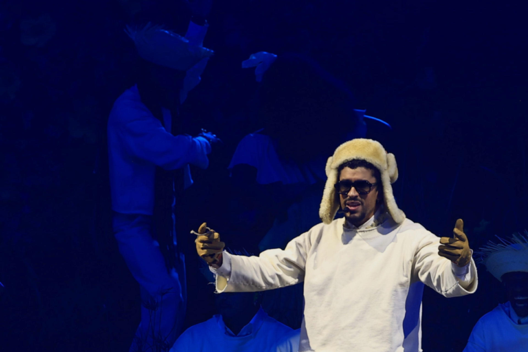 Bad Bunny lidera las nominaciones a los Latin Grammy y Raphael será homenajeado como persona del año