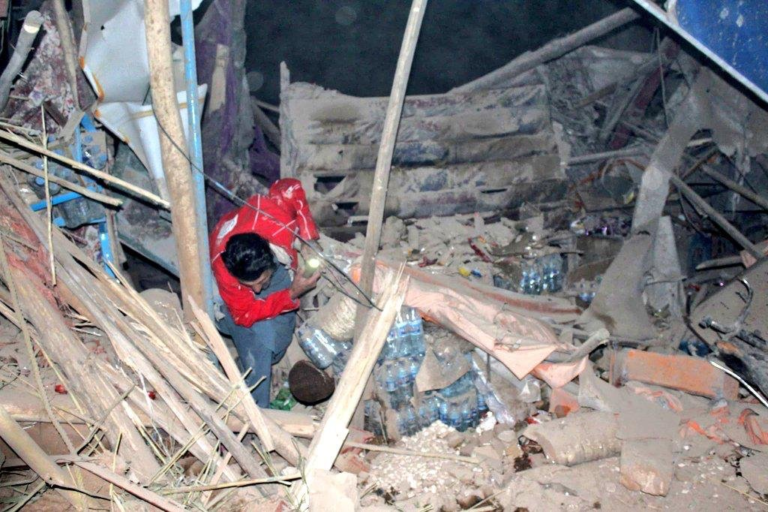 Afganistán: Más de 20 muertos y 530 heridos tras potente sismo