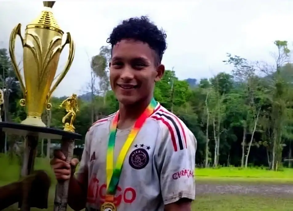 Héctor Armando Hernández, de 17 años