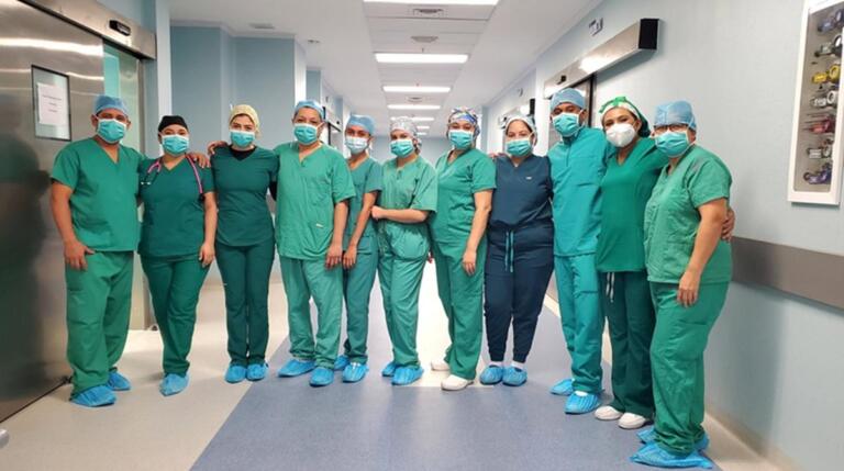 León realiza 96 cirugías de cataratas en un solo día