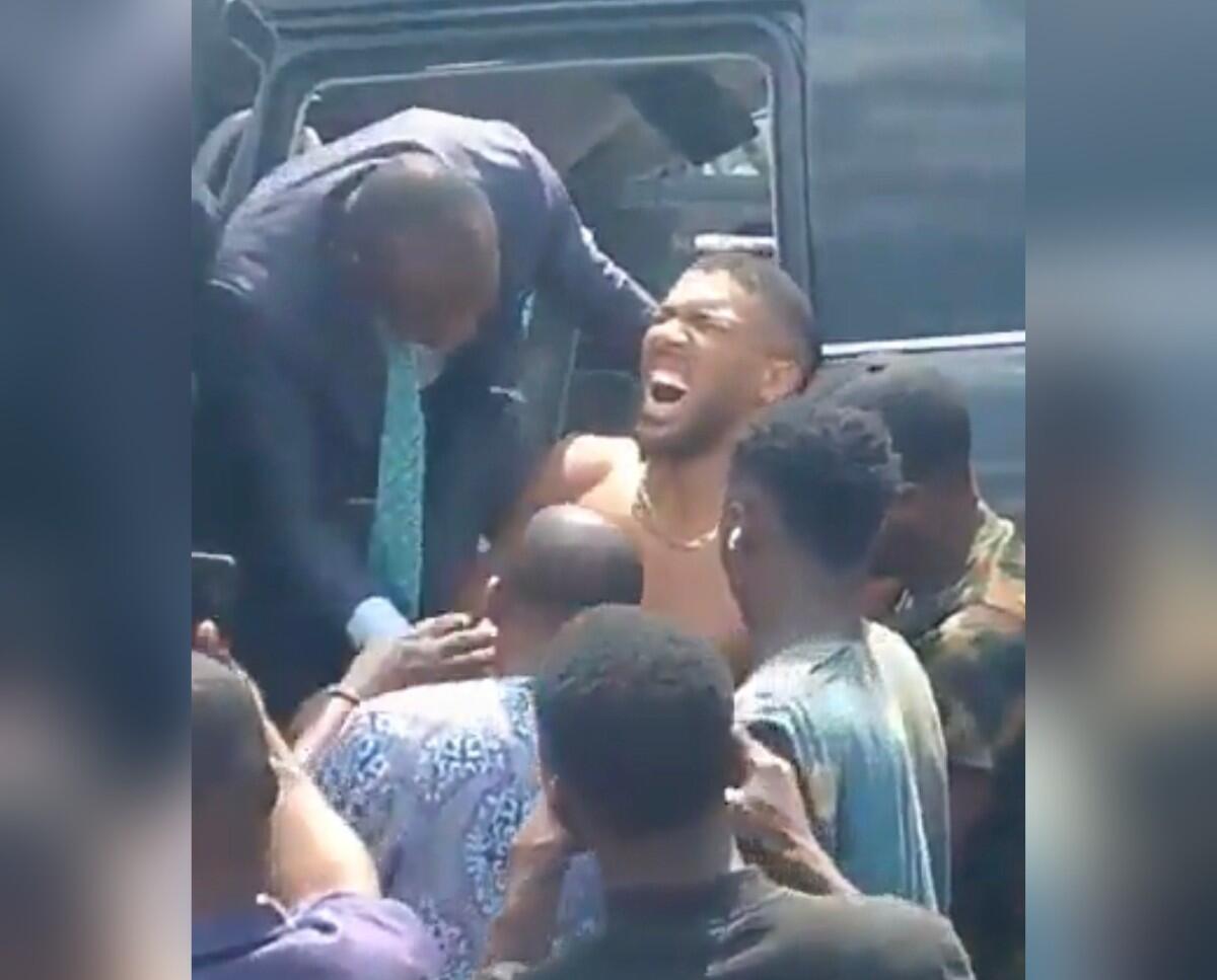 Anthony Joshua sufre grave accidente en Nigeria