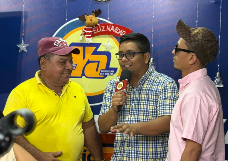 Cazador de noticias «El Chiwi» se impone ante Chico González en «Choque de Tapas» de Tu Nueva Radio YA