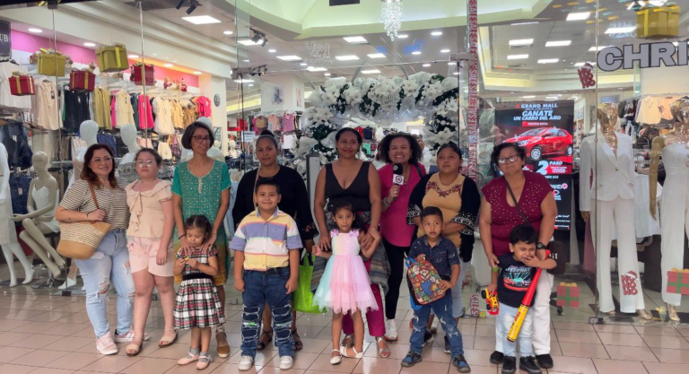 Grand Mall y Tu Nueva Radio YA obsequian mudada y calzado a 6 cumpleañeritos de Diciembre