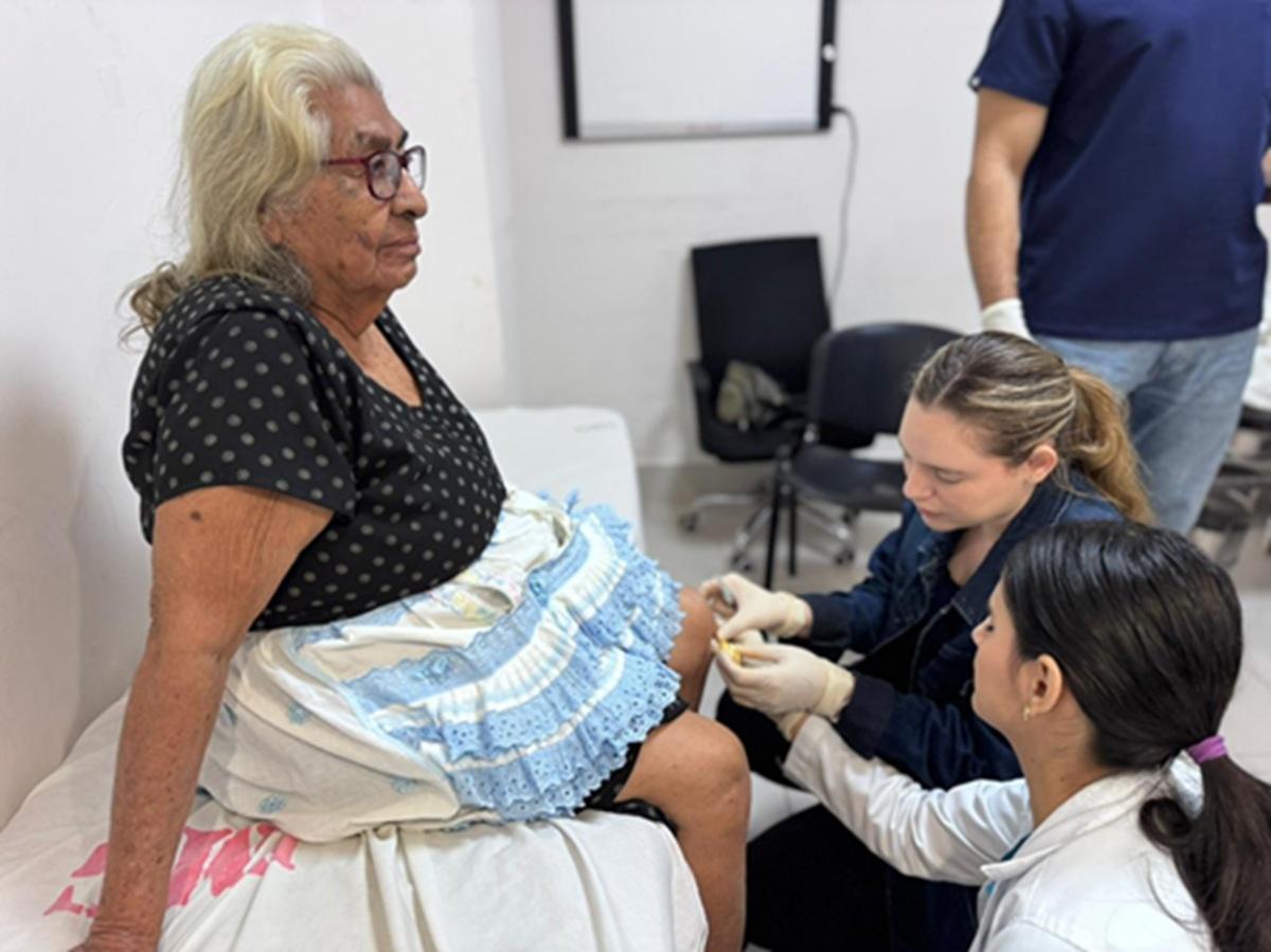 Hospital Amistad Japón-Nicaragua se convierte en maratón de salud: infiltraciones, rayos X y cirugías simultáneas