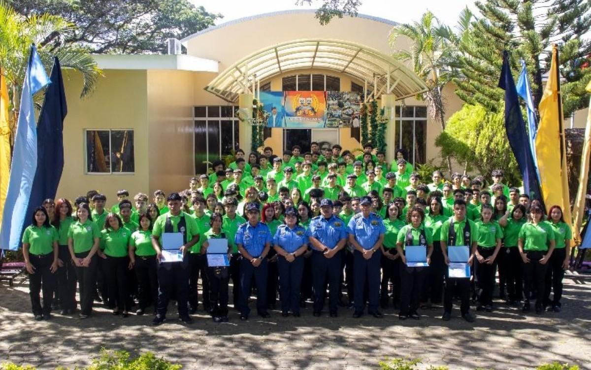 Policía Nacional gradúa a 175 nuevos técnicos en el Centro de Formación de Jóvenes