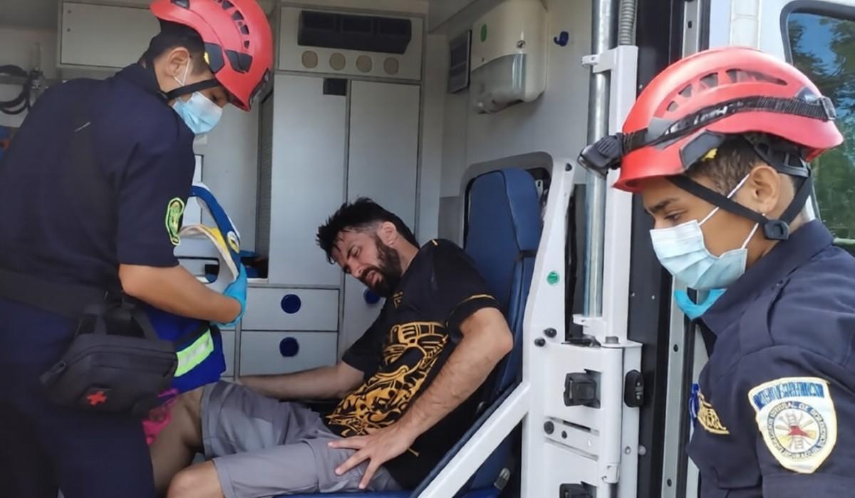 Turista irlandés sufre lesiones por explosión de pirotecnia