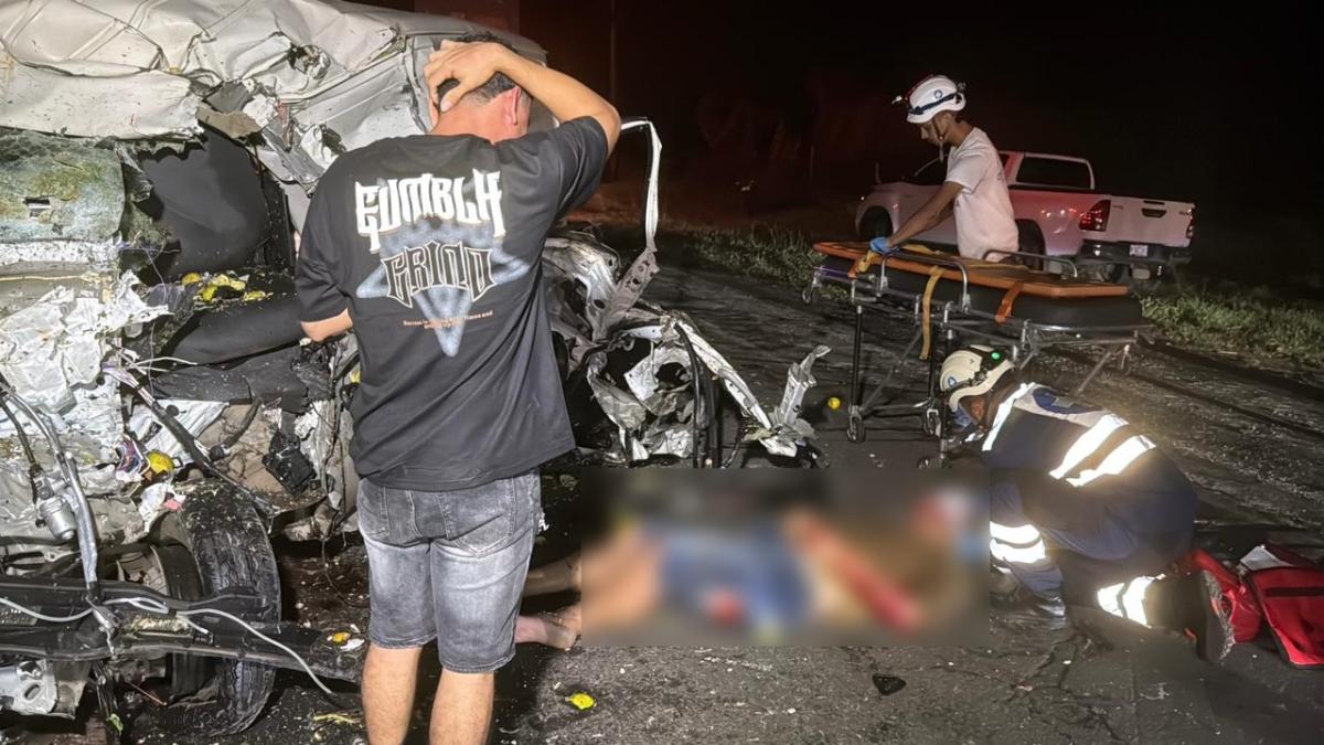 Grave accidente en El Salto deja dos personas heridas