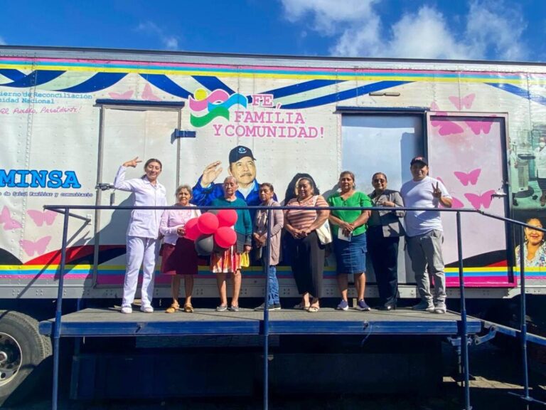 Ministerio de Salud atenderá la próxima semana a casi 149 mil familias en sus barrios