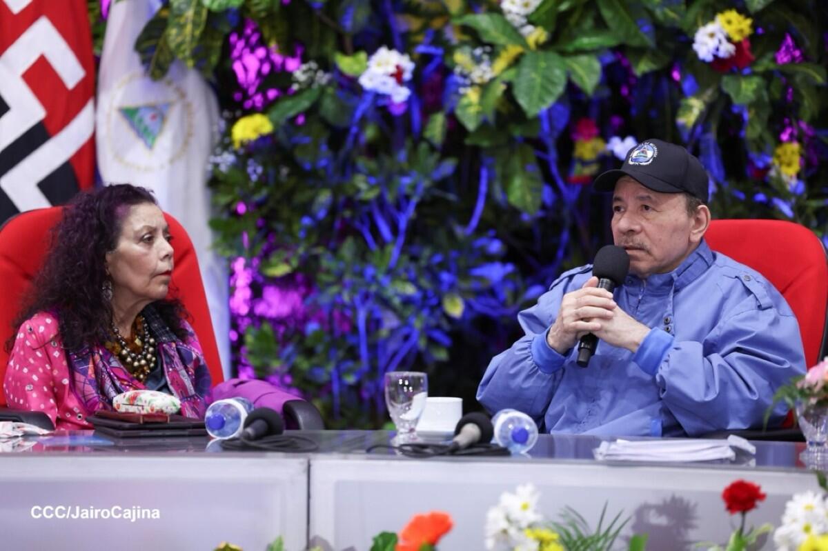 Los copresidentes de Nicaragua Daniel Ortega y Rosario Murillo
