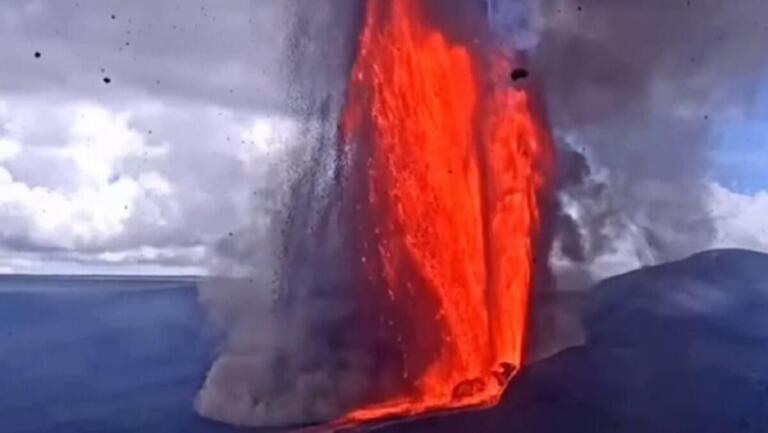 Volcán Kilauea lanza lava a 480 metros en nueva erupción